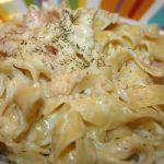 bijeli rezanci s lososom 600×400006